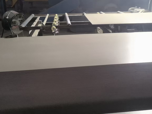 1666572383110403.jpg rt.jpg